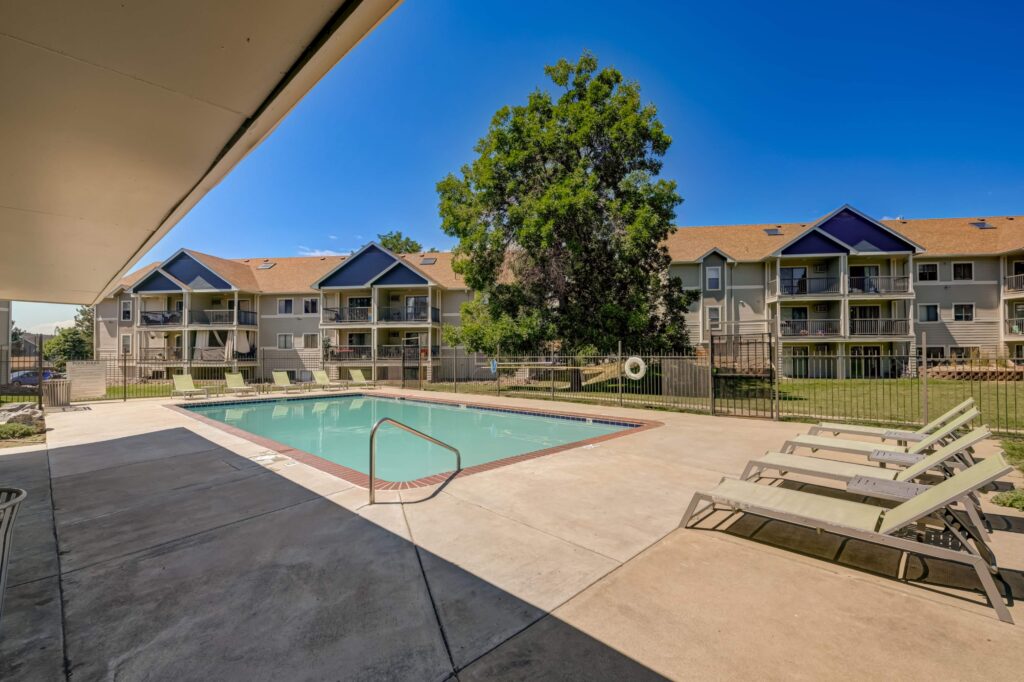 Swimming Pool with sitting area